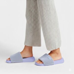 New Fitflop Light Purple Terrycloth Slides